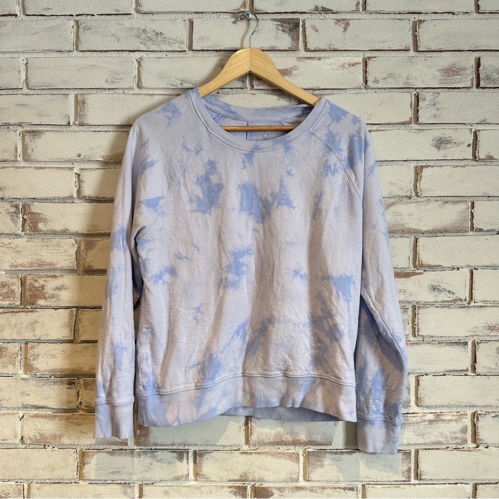 Athleta sundown sweatshirt blue white tie dye size medium
